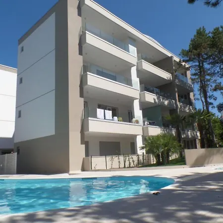 Flat For Five Guests In A Modern Apartmán Bibione