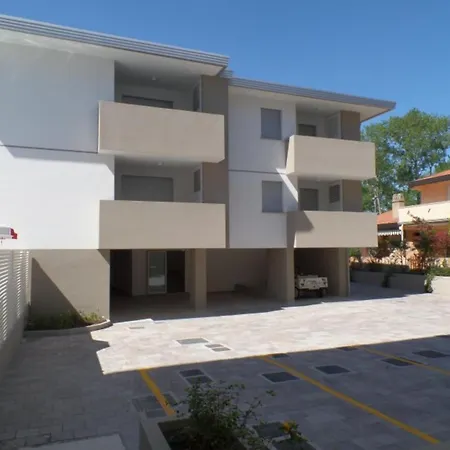 Flat For Five Guests In A Modern Apartmán *